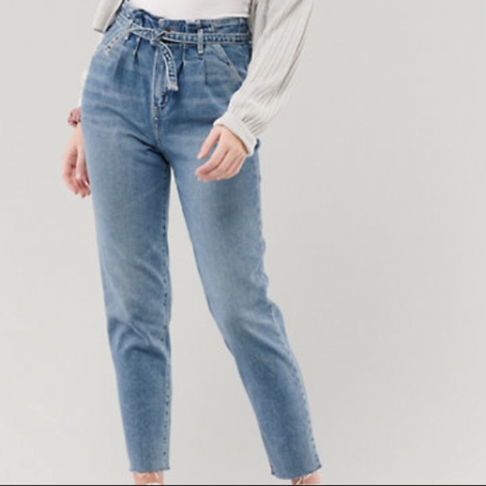Hollister Mom Jeans